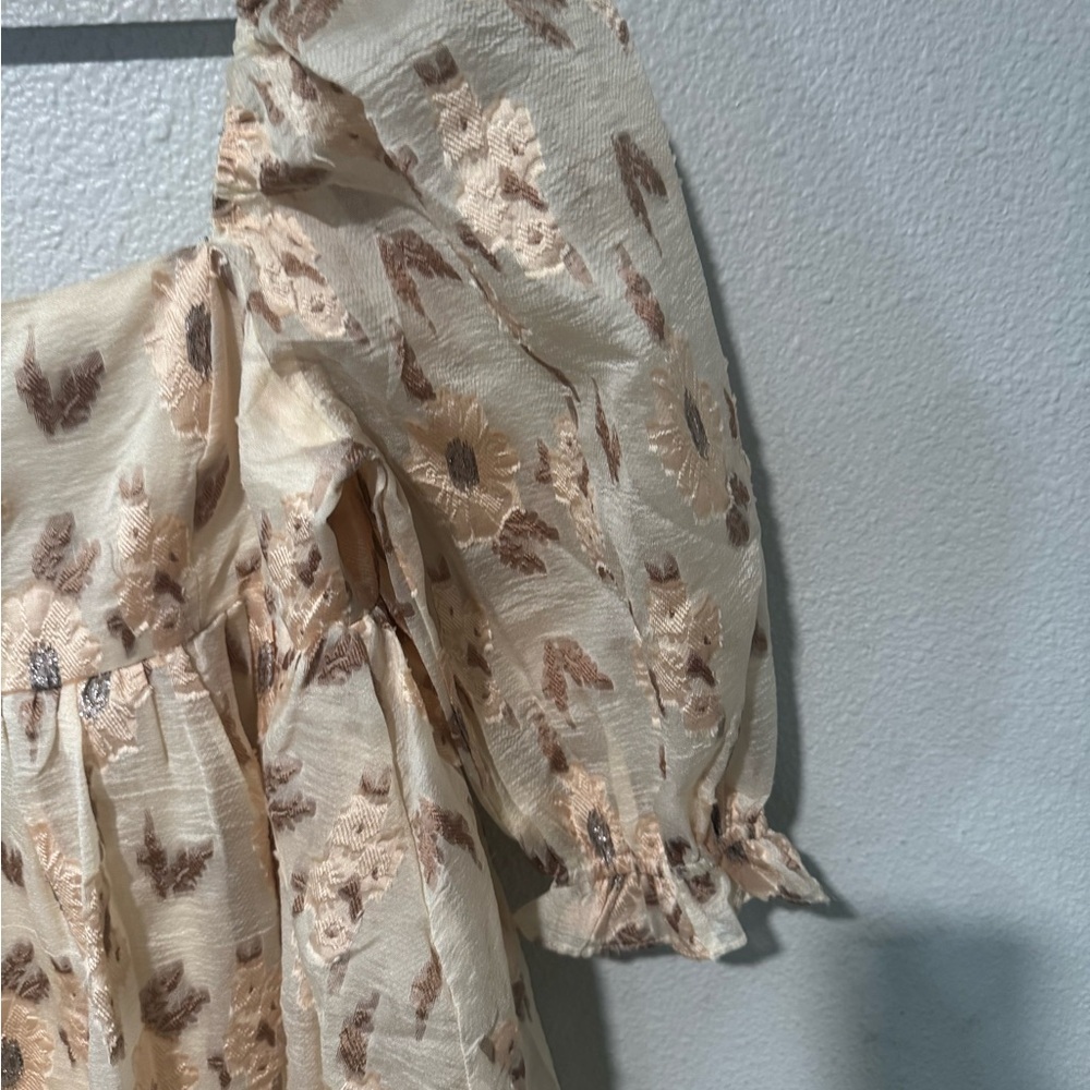 STORIA Elegant puff sleeve mini floral embroidered Cream Dress size small - Picture 6 of 11